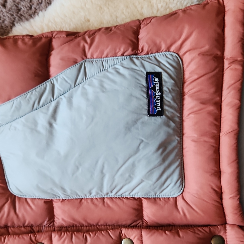 Patagonia Bivy Hooded Vest Size Large - Picture 3 of 6
